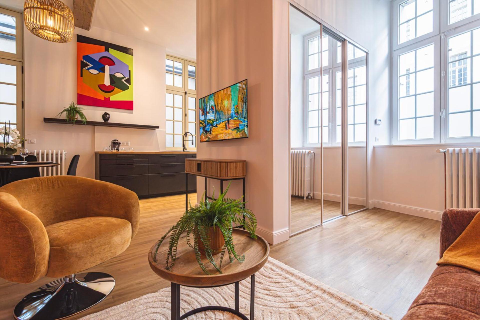 Mm Suites Loft Cathedrale Реймс Экстерьер фото